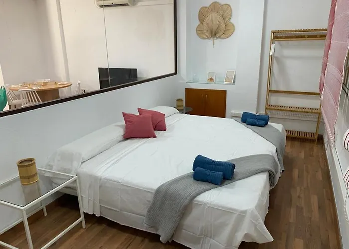 Almansa Flat 14