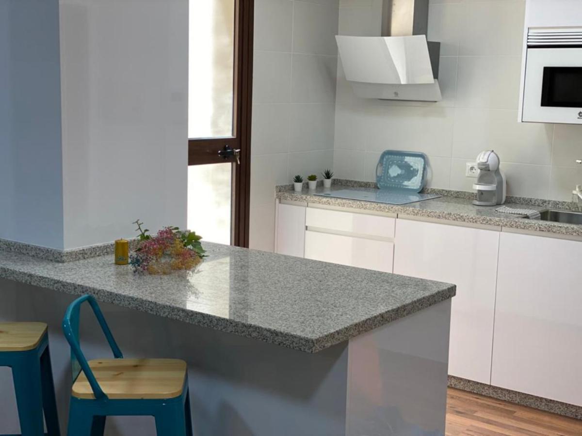 Almansa Flat 14