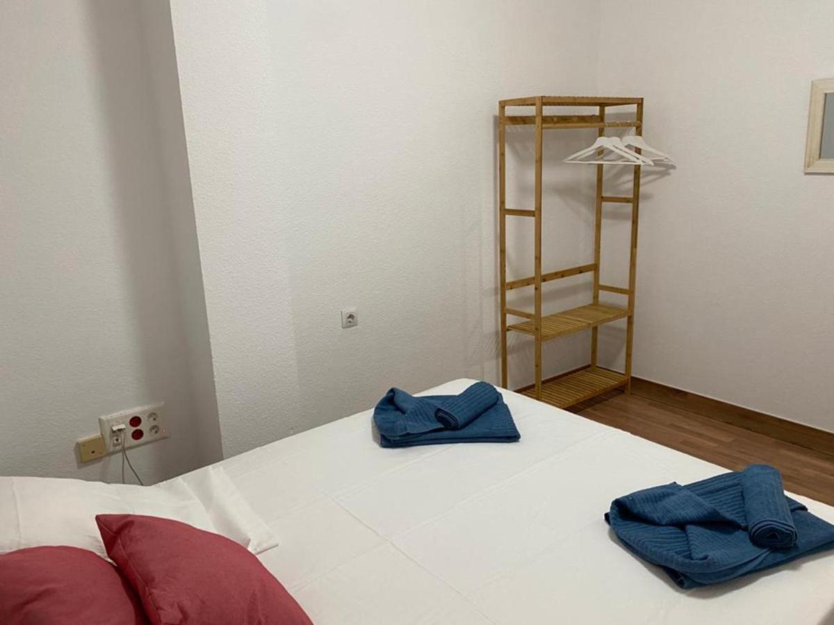 Almansa Flat 14